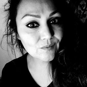 Meet your Posher, Aly